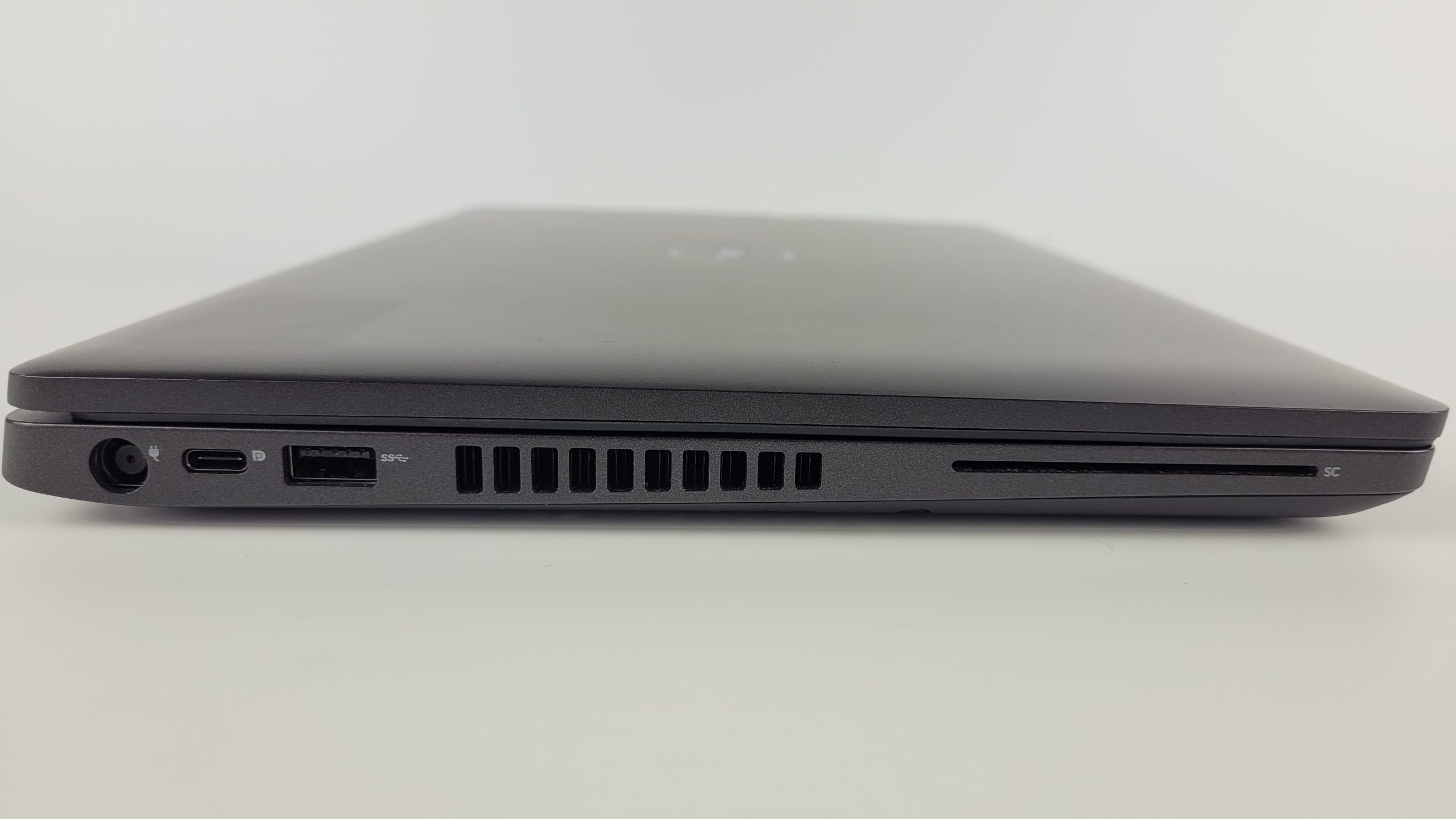 Dell Latitude 5400 - Image 4