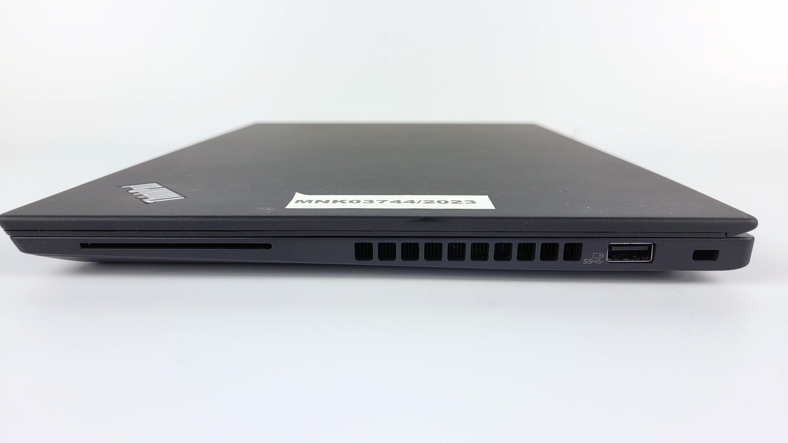 Lenovo Thinkpad X390 - Image 5