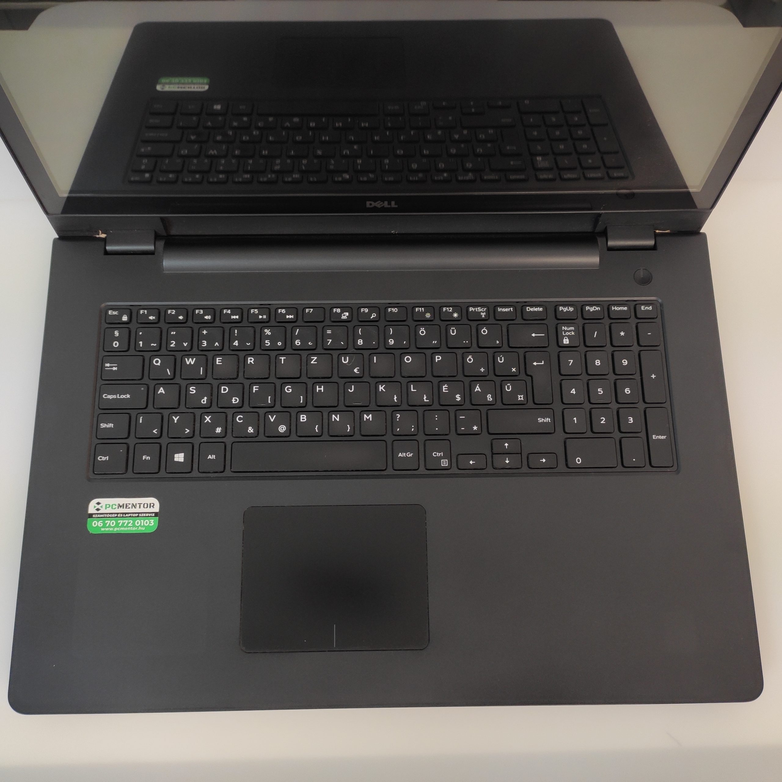Dell Inspiron 5748 - Image 2