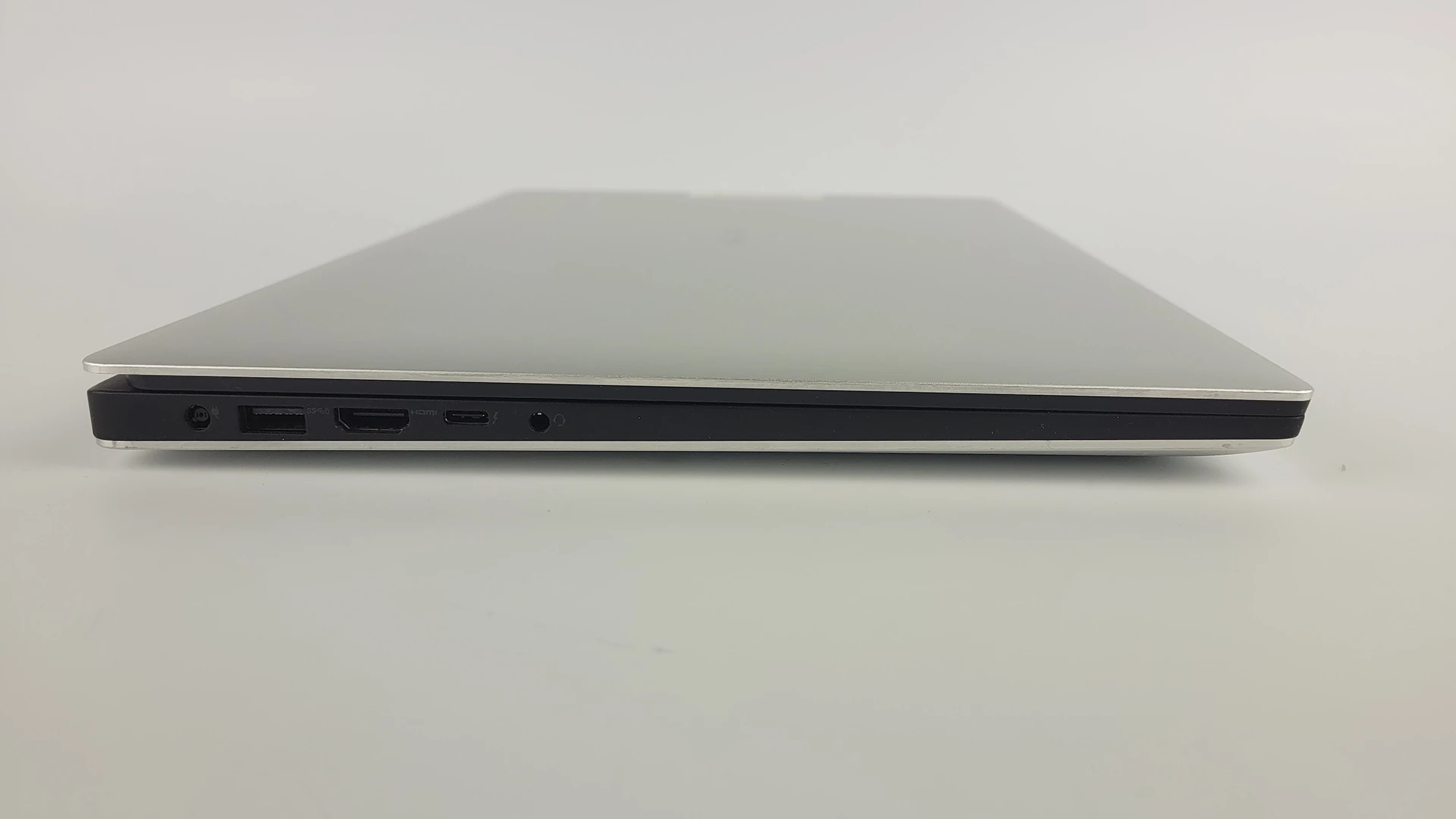 Dell XPS 7590 - Image 5