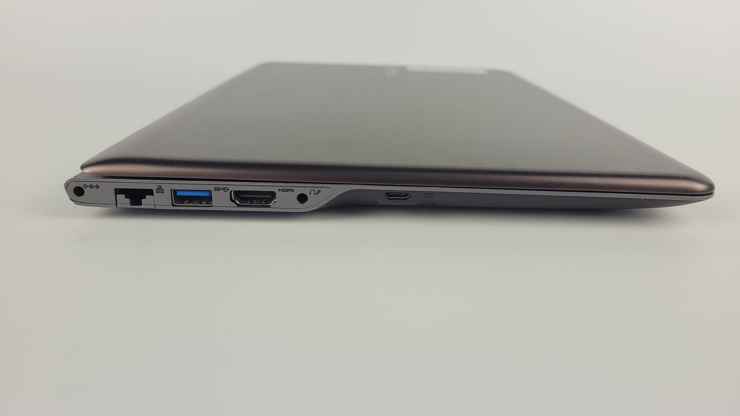 Samsung NP530U3C - Image 3