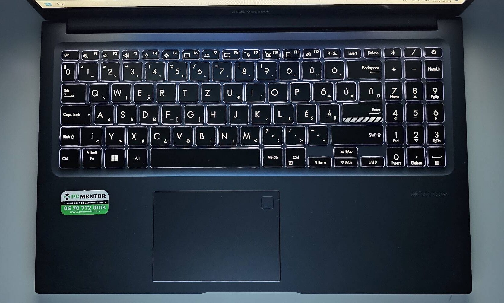 ASUS VivoBook X1502Z - Image 3