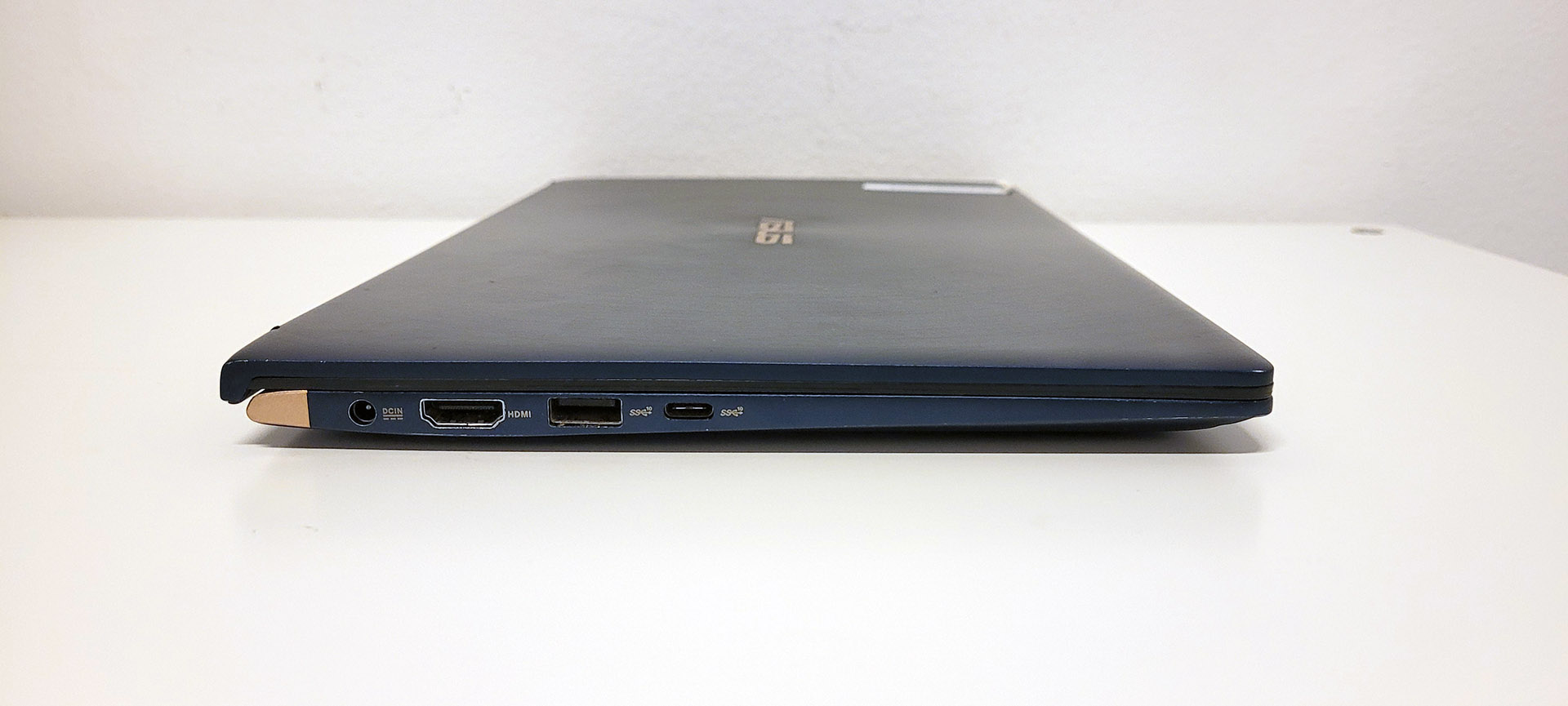 Asus Zenbook UX333F - Image 5