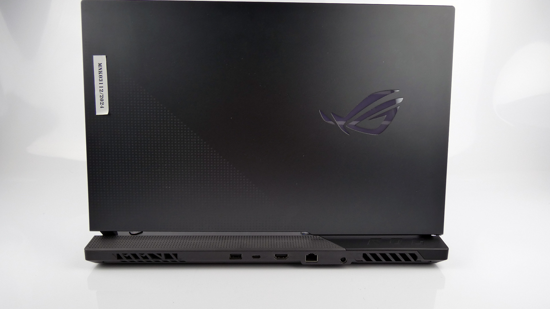Asus Rog Strix G713 - Image 6
