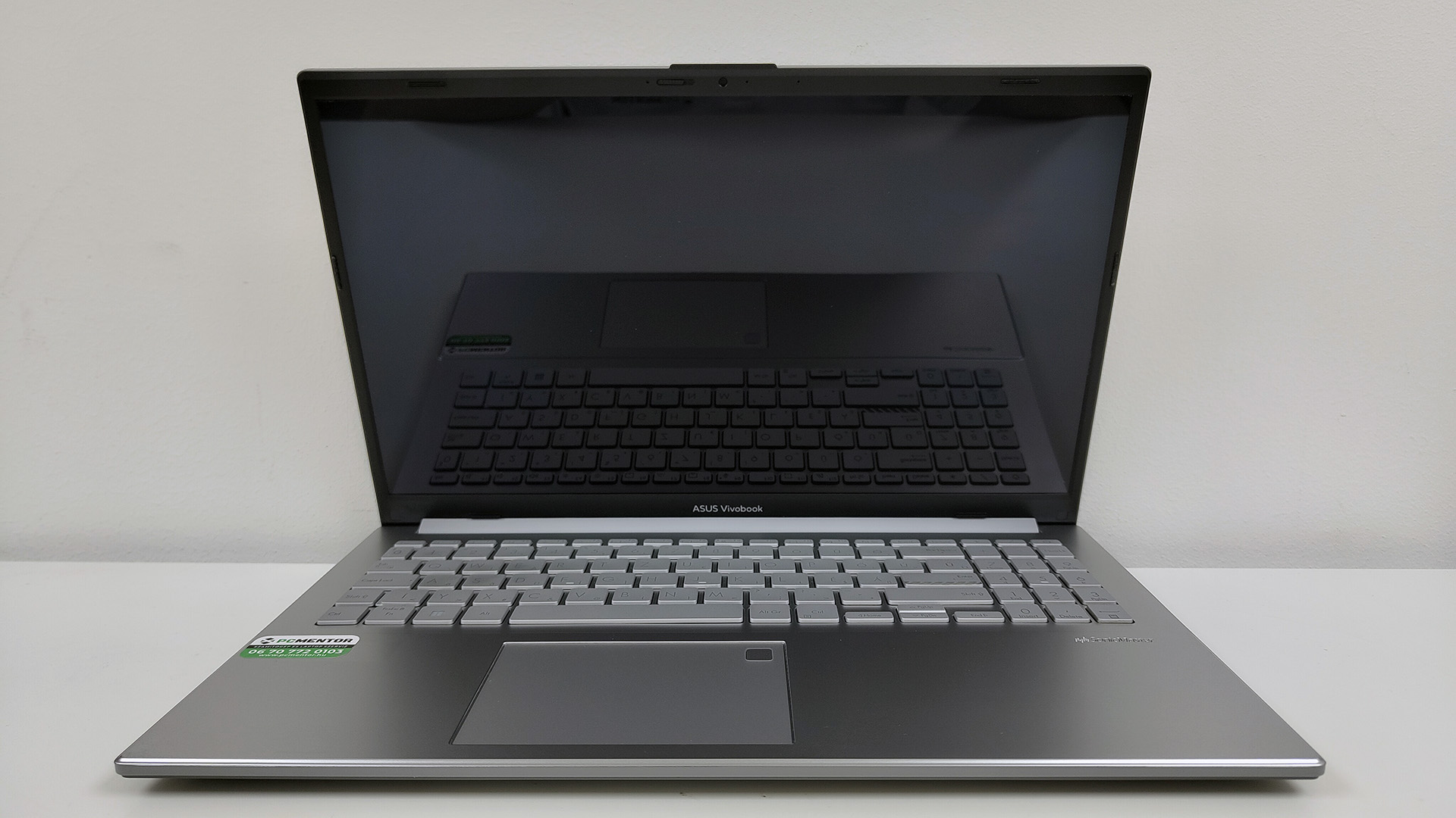 Asus Vivobook E1504FA-L1554