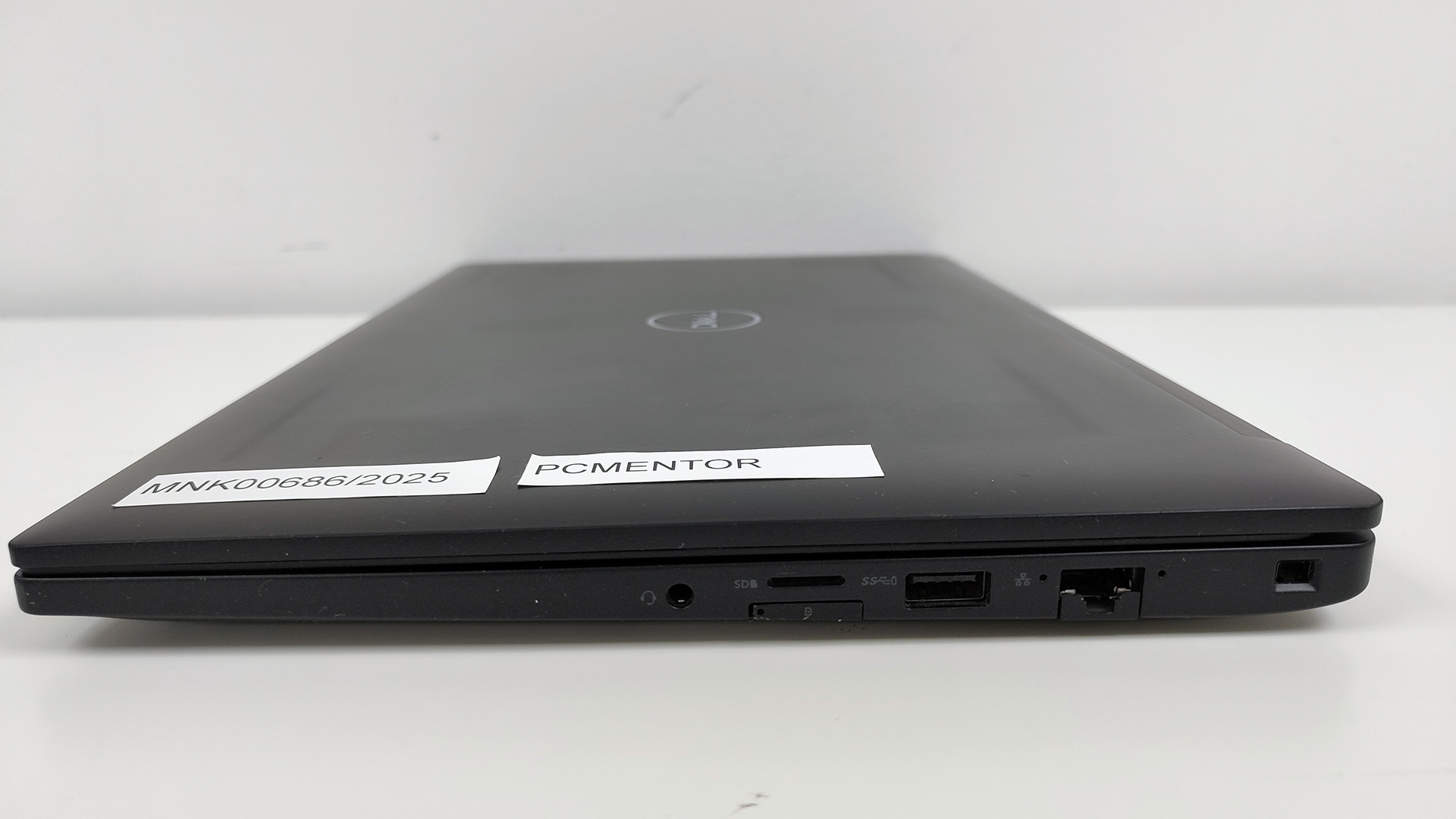 Dell Latitude E7490 - Image 4