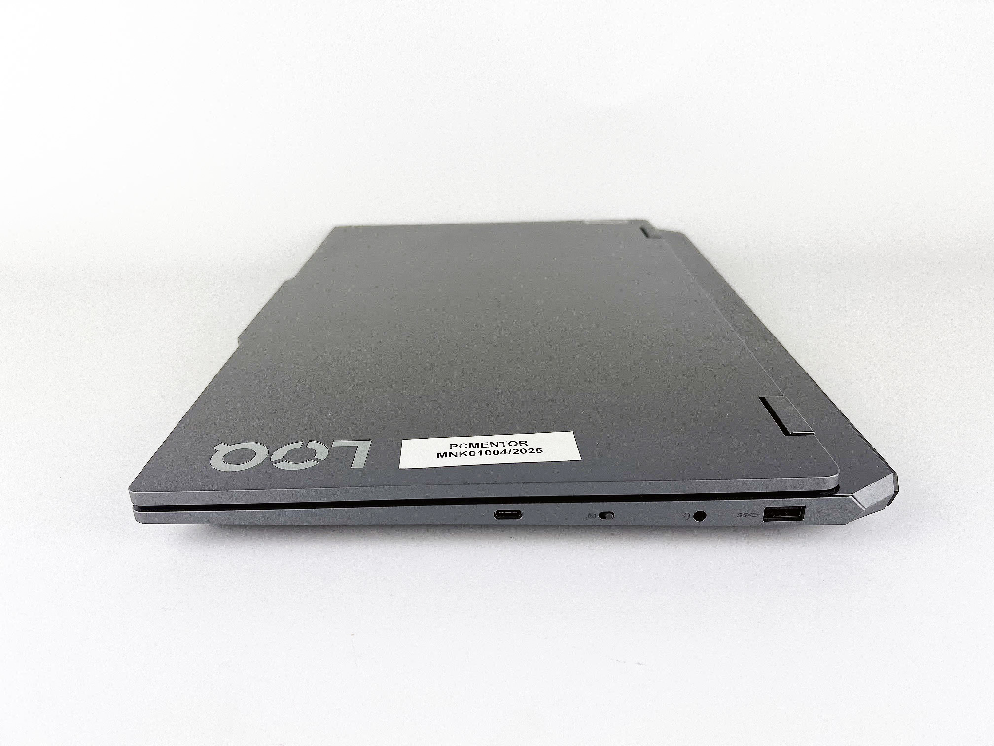 LENOVO LOQ 15IRX9 - Image 4