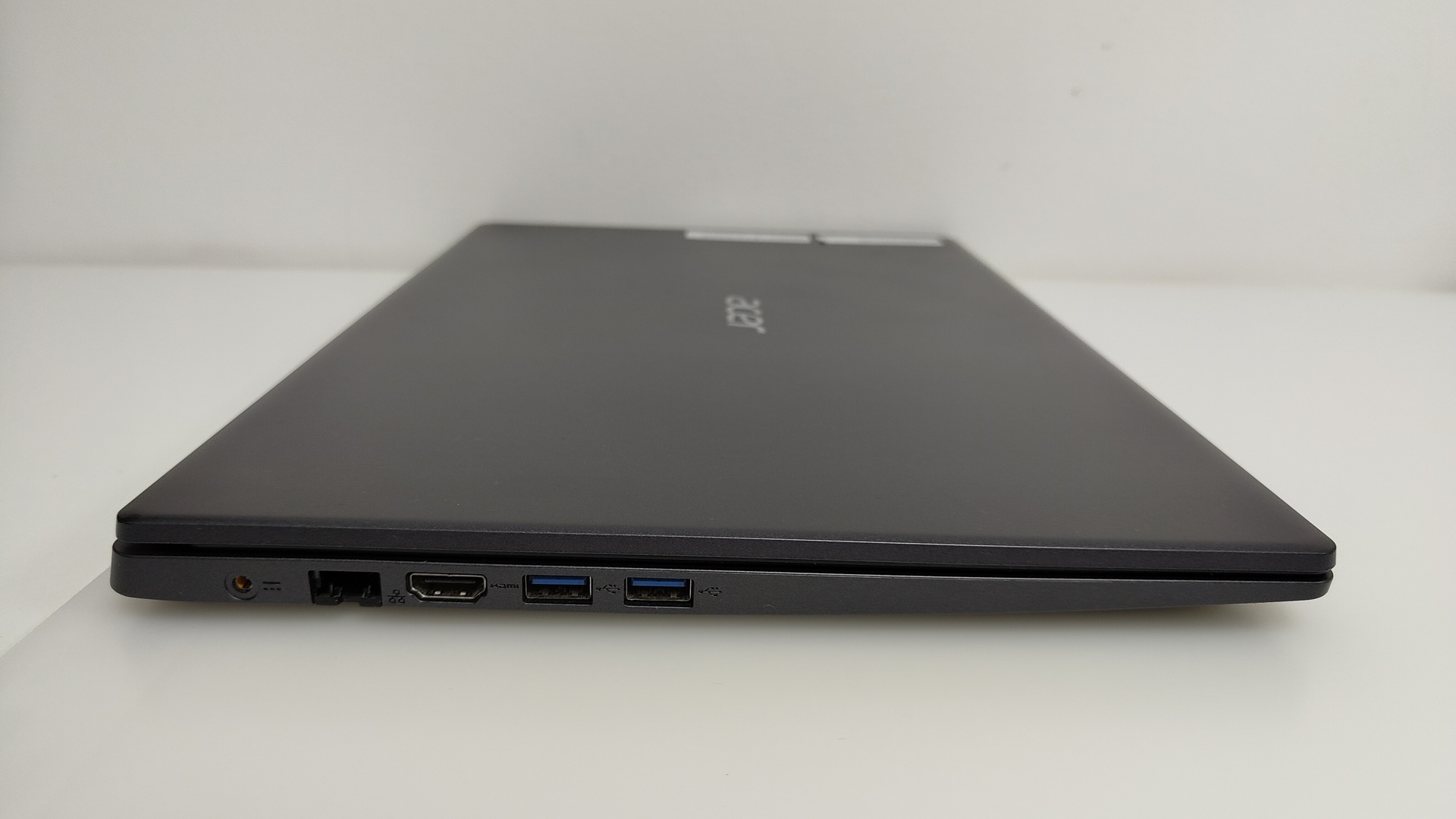 Acer Aspire A315-55G - Image 4