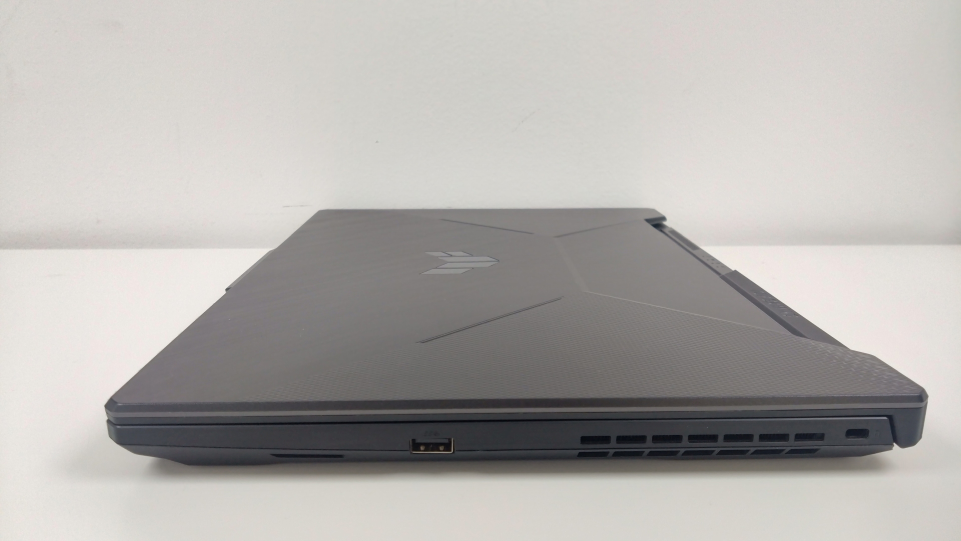 Asus Tuf Gaming F15 FX506HC - Image 4