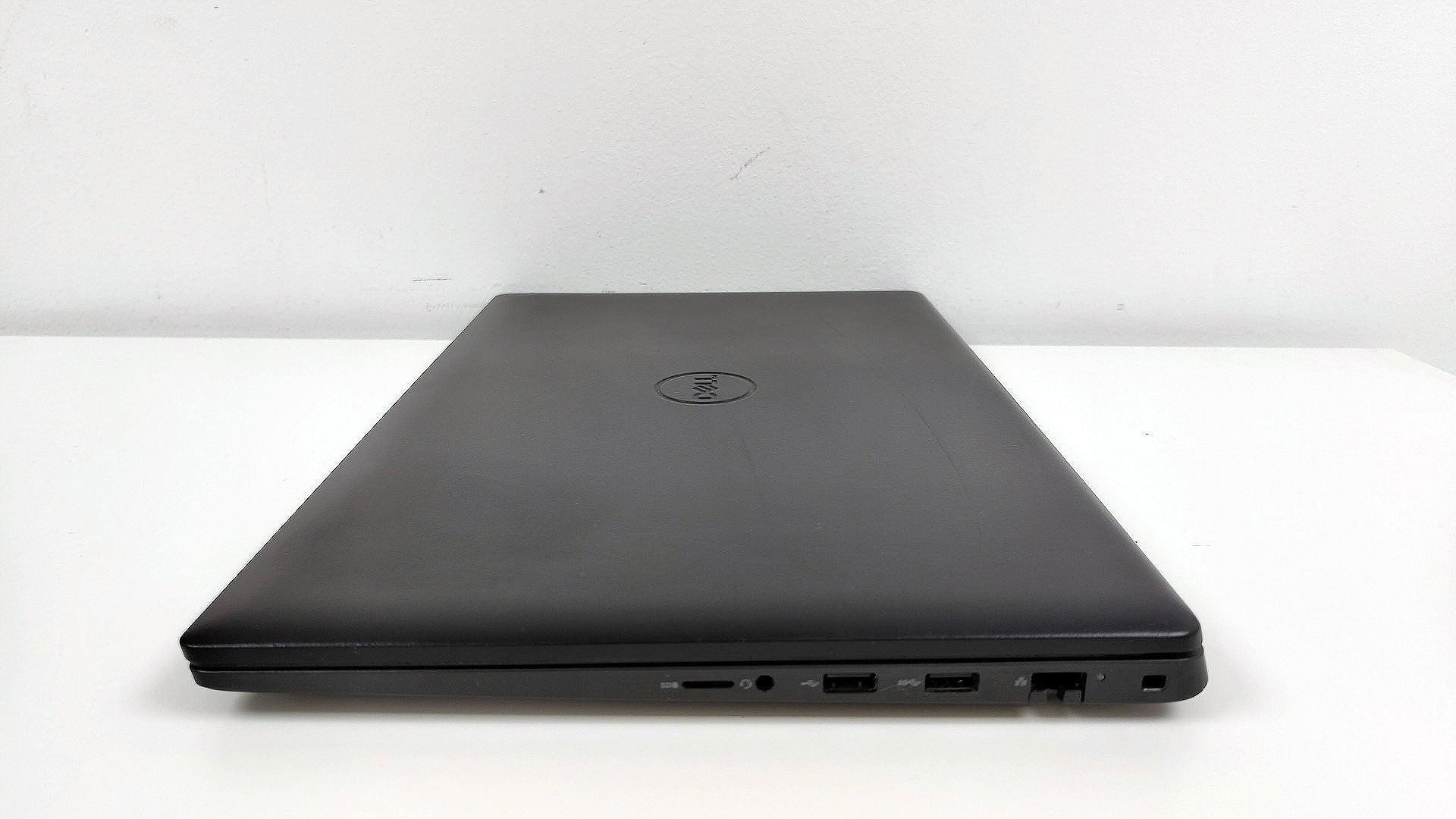 Dell Latitude 3520 - Image 4