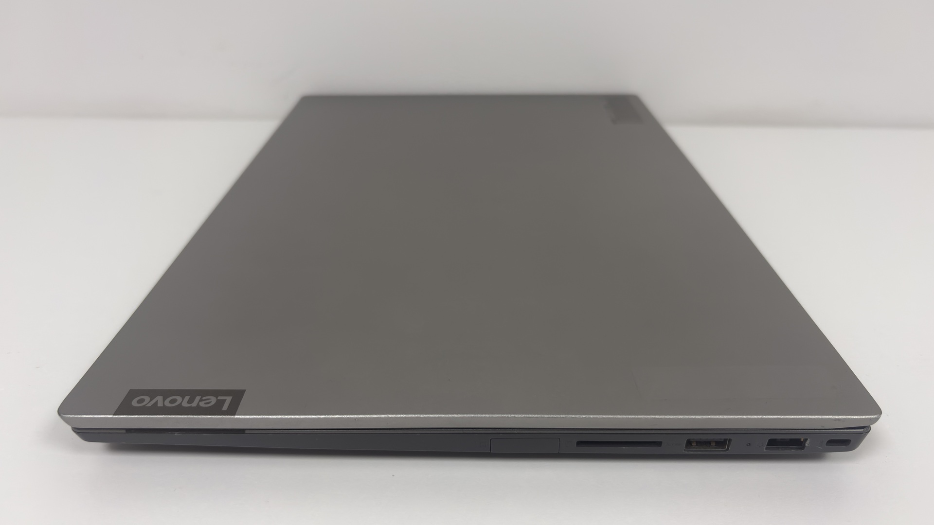 Lenovo Thinkbook 15-IIL - Image 4